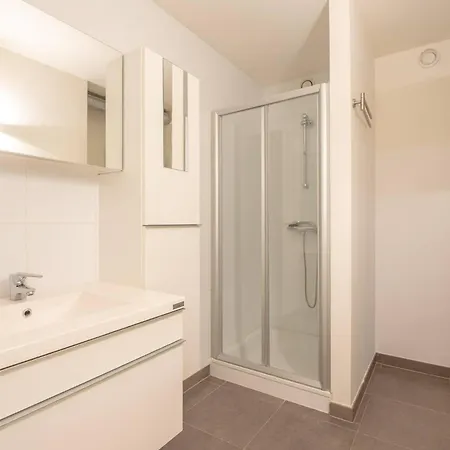 Papa Figos - Classy And Spacious 2 Bedroom * Ostend
