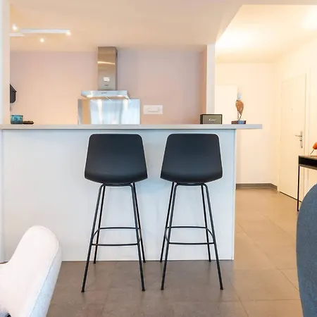 Papa Figos - Classy And Spacious 2 Bedroom Appartement *