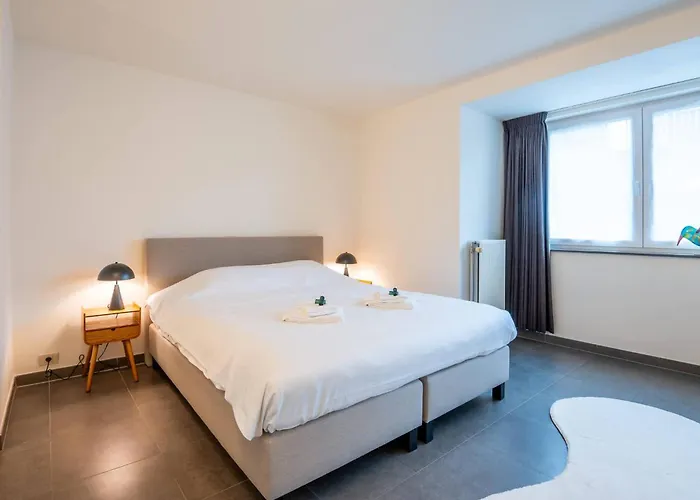 Papa Figos - Classy And Spacious 2 Bedroom Appartement Oostende