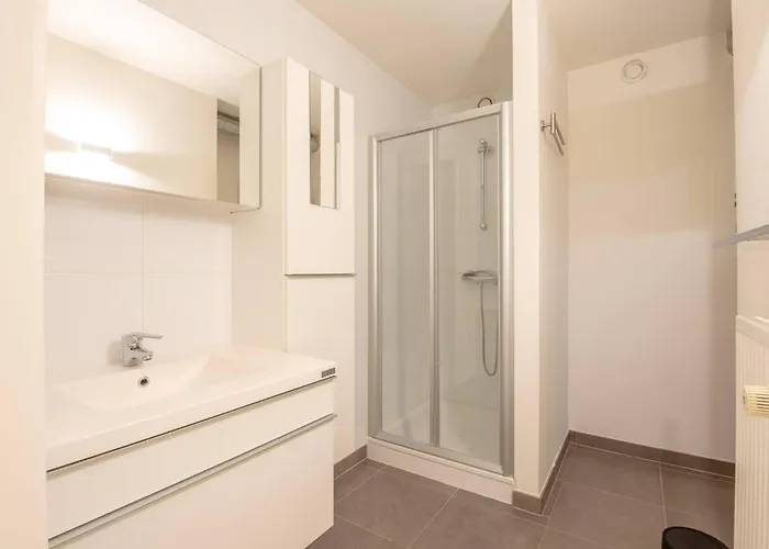 Papa Figos - Classy And Spacious 2 Bedroom * Oostende