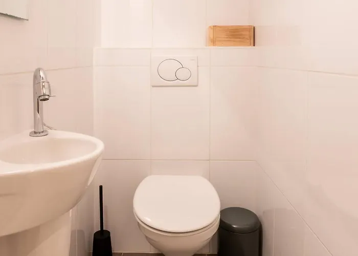 Appartement Papa Figos - Classy And Spacious 2 Bedroom